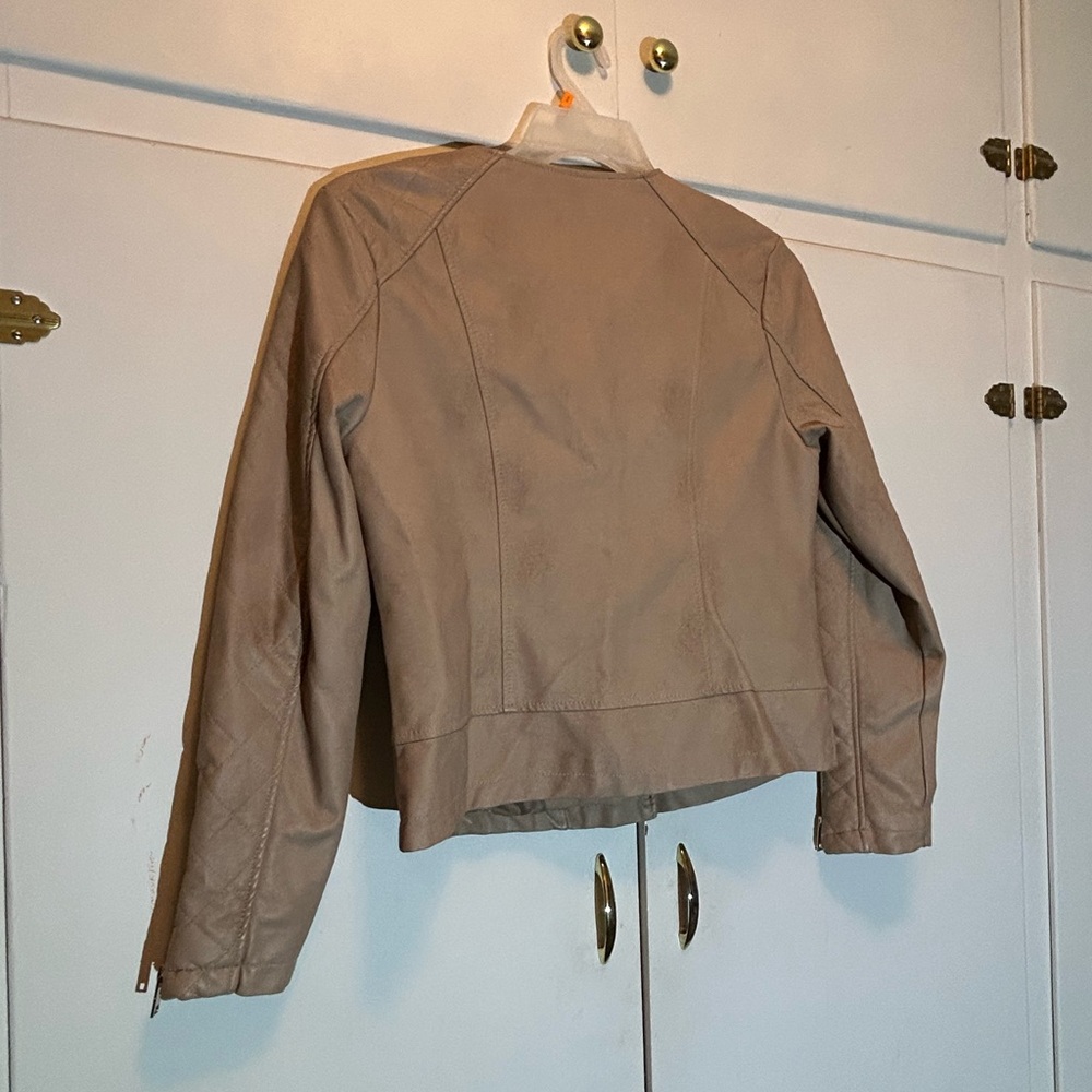 Urbanology Beige Faux Leather Moto Jacket - Picture 2 of 15